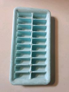 Ice Tray Blue Colour