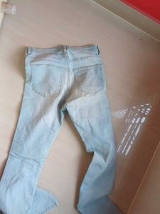 Ripped Jean&#39;s 28