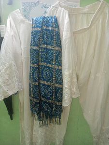 White Colour Kurta Set With Bandni Dupatta