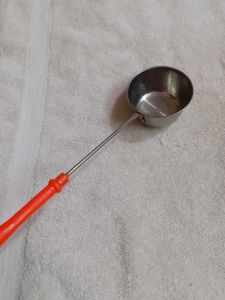 Stainless Steel Pouring Cup with Handle