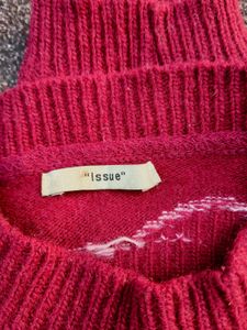 Floral Knit Sweater 🌸🛍️