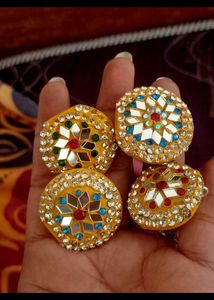 4 rajsthani mangtika( borla)