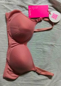 Soft Peach Colour New 32 Size Lightly Padded Bra