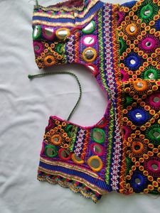 Green Embroidered Lehenga Set (Girl&#39;s)