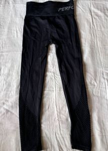 PERFORMAX WOMENS BLACK TIGHTS
