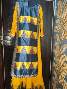 Elegant Ethnic Kurta With Heavy Work Of Stones