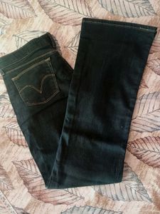 Levi's Bootcut Jeans @affordableprice