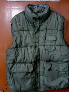 Mens sleeveless Feather Jacket