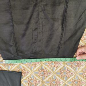 Elegant Black skirt linen- zip not working