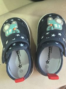 9-12 Months Babyhug Shoes