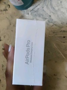 Airpods Pro With Wireless Charging Case
