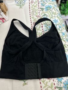4 Sports Bra
