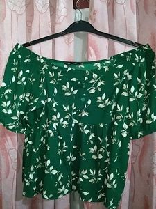 Floral Off-Shoulder Top