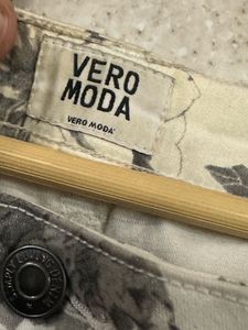 Vero Moda Pants