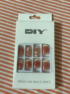 Mr.DIY Press On Nails