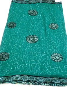 Beautiful Saree With Unique Color And Print