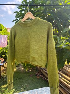 Cozy Sweater 🍒🌷