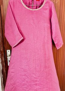 W Magenta Embellished Kurta