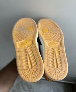 *BRAND NEW UNTOUCHED* AJ 1 Retro High ‘Taxi’