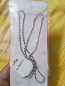 2 Boys Chains