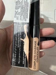 Forever52 Complete Coverage Concealer