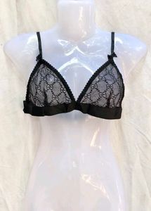191611. Gucci Lace Triangle Bra