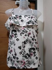 (Code) Off - Shoulder Floral Casual Top