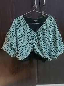 💥Antheaa brand sea green color baggy,style top🌈Totally new,have just once wored,NO FLAW✔🆕