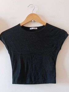 Zara Cropped Tshirt
