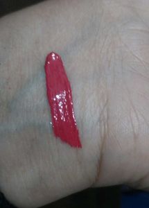 Swiss Beauty Liquid Lipstick