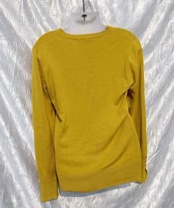 Sale 🌲🌲Zara Mustard Knit Sweater 💛