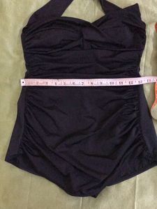 Black One Piece Swimsuit Bust 32(stretchy)