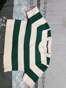 Korean Style Striped Crop Top