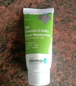 DERMA CO VITAMIN E MOISTURIZER FOR DRY SKIN