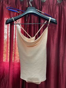 Forever 21 Criss Cross Top🩷
