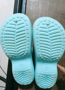 Aqua Crocs - Size Unknown