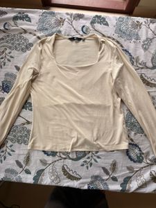 🐚Affordable!!!! Stylish, Soft Cream Top