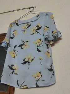 Floral Ruffle Sleeve Top