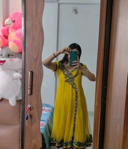 🌼 Vibrant Yellow Traditional Anarkali 🌻