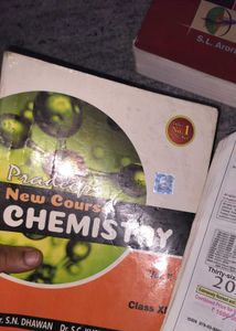 Pradeep&#39;s Chemistry Class XI Vol.I,II Both