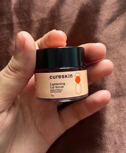 Depigmenting Lip Scrub