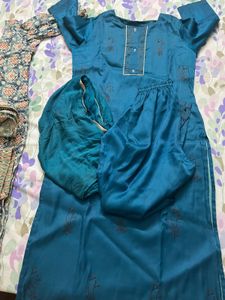 2 Suit Sets Blue And Grey Green Color
