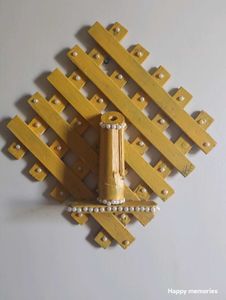 Golden Glimmer Wall Holder