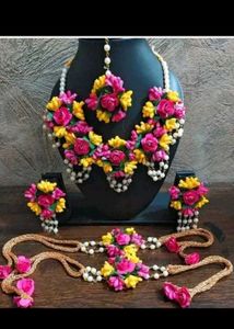 Floral Jewelry Set