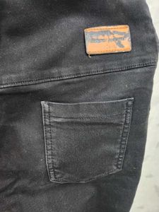 Black Skinny Jeans