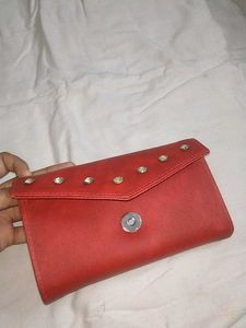 Red Clutch