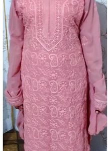 Elegant Pink Embroidered Kurta Set