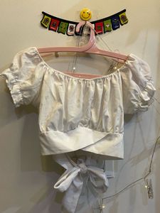 Pintrest White Crop Top 🌷