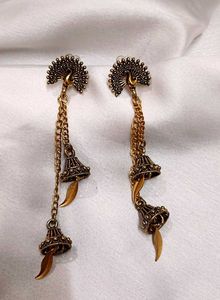 Vintage Style Swan Drop Earrings