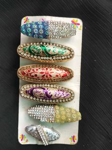 Sparkly Saree Pin (Pp 20rs)